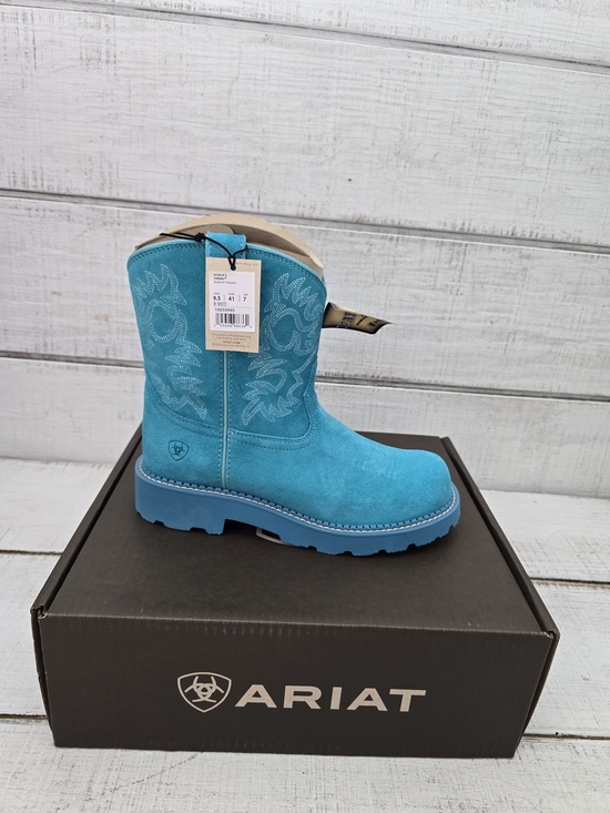 Ariat Shoes - Turquoise Ariat Fatbaby's 🩵